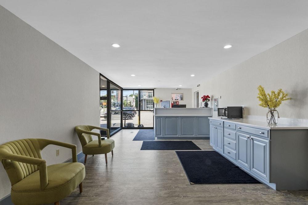 Super 8 By Wyndham Watertown/Cambridge/Boston Area Hotel Luaran gambar